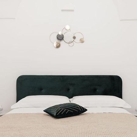 Alba Luxury Suite Ostuni Bagian luar foto