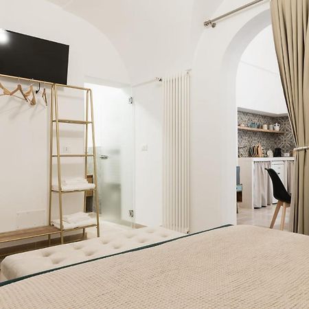Alba Luxury Suite Ostuni Bagian luar foto