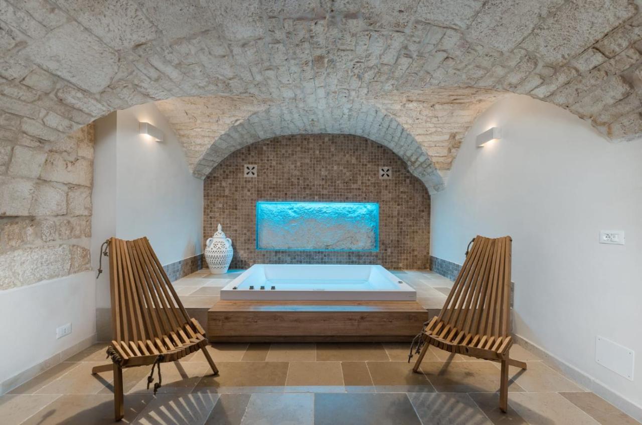 Alba Luxury Suite Ostuni Bagian luar foto