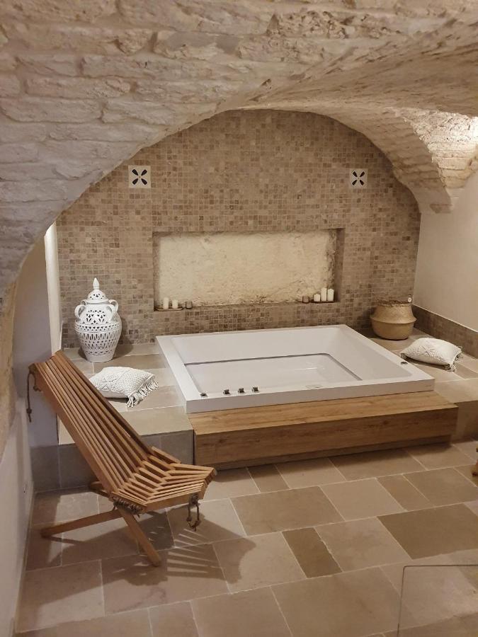 Alba Luxury Suite Ostuni Bagian luar foto