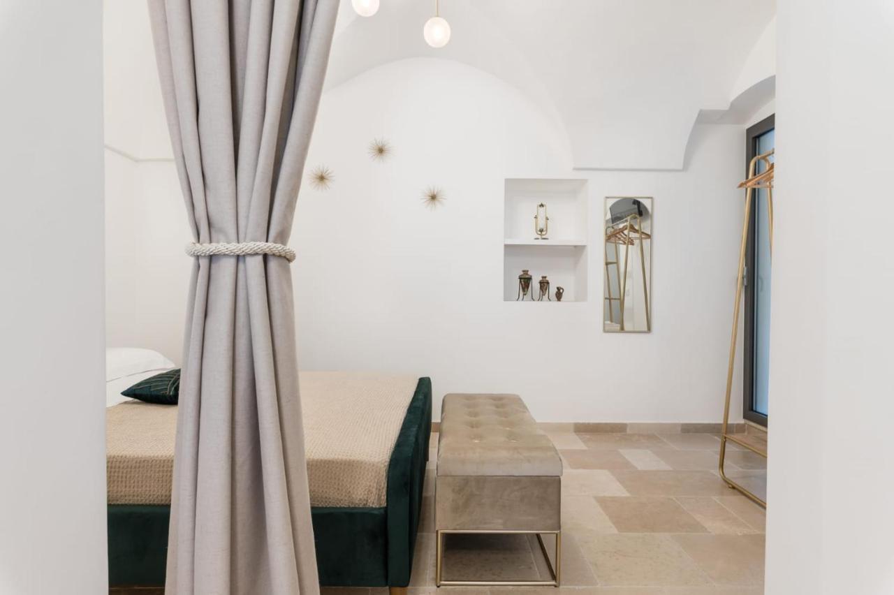 Alba Luxury Suite Ostuni Bagian luar foto