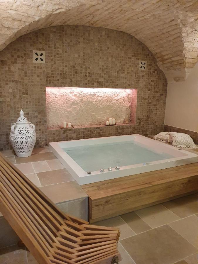 Alba Luxury Suite Ostuni Bagian luar foto